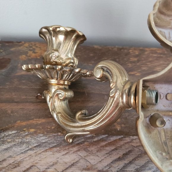 Vintage Mod Dep Brass Wall Sconce Candle Holder - Picture 11 of 15